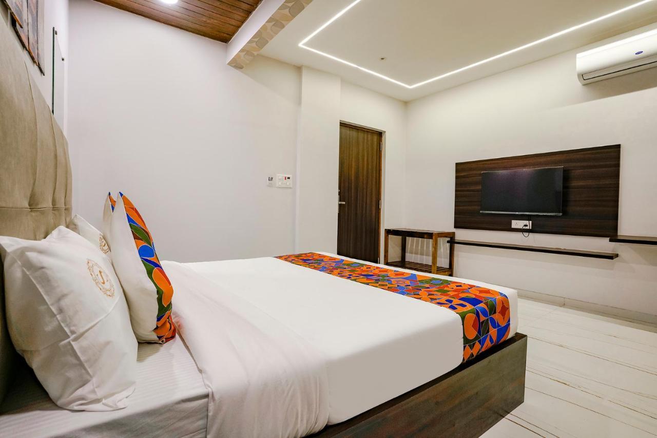 Fabhotel Swaraj Shirgaon  Zewnętrze zdjęcie