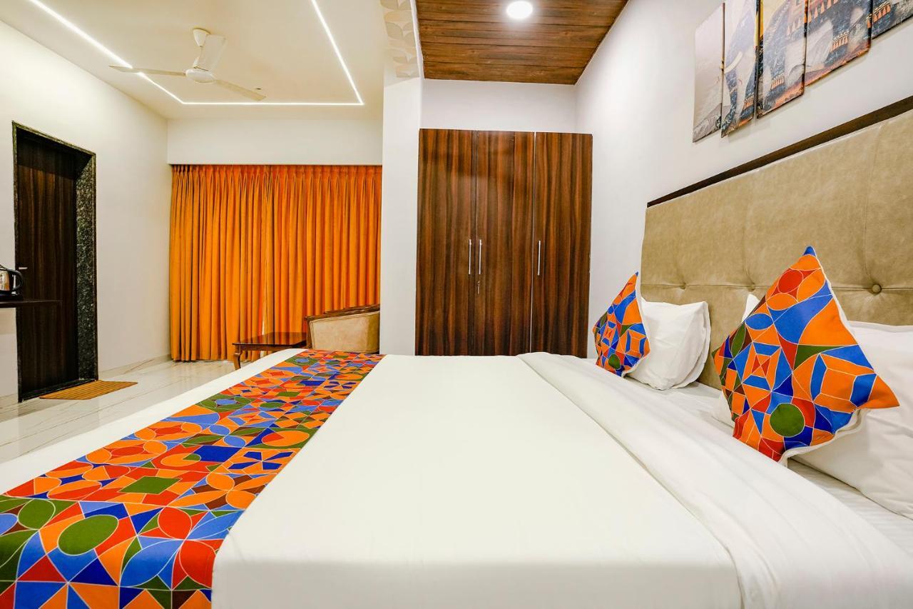 Fabhotel Swaraj Shirgaon  Zewnętrze zdjęcie