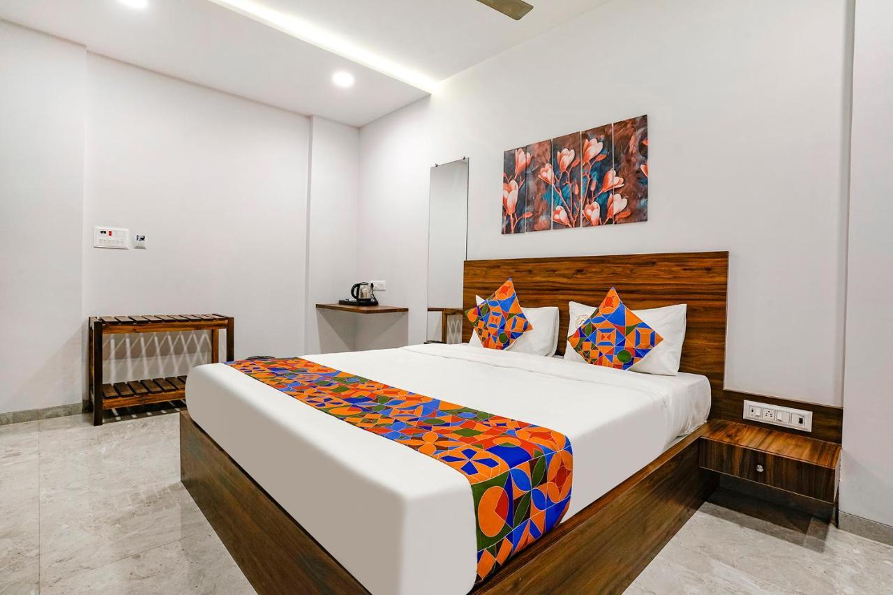Fabhotel Swaraj Shirgaon  Zewnętrze zdjęcie