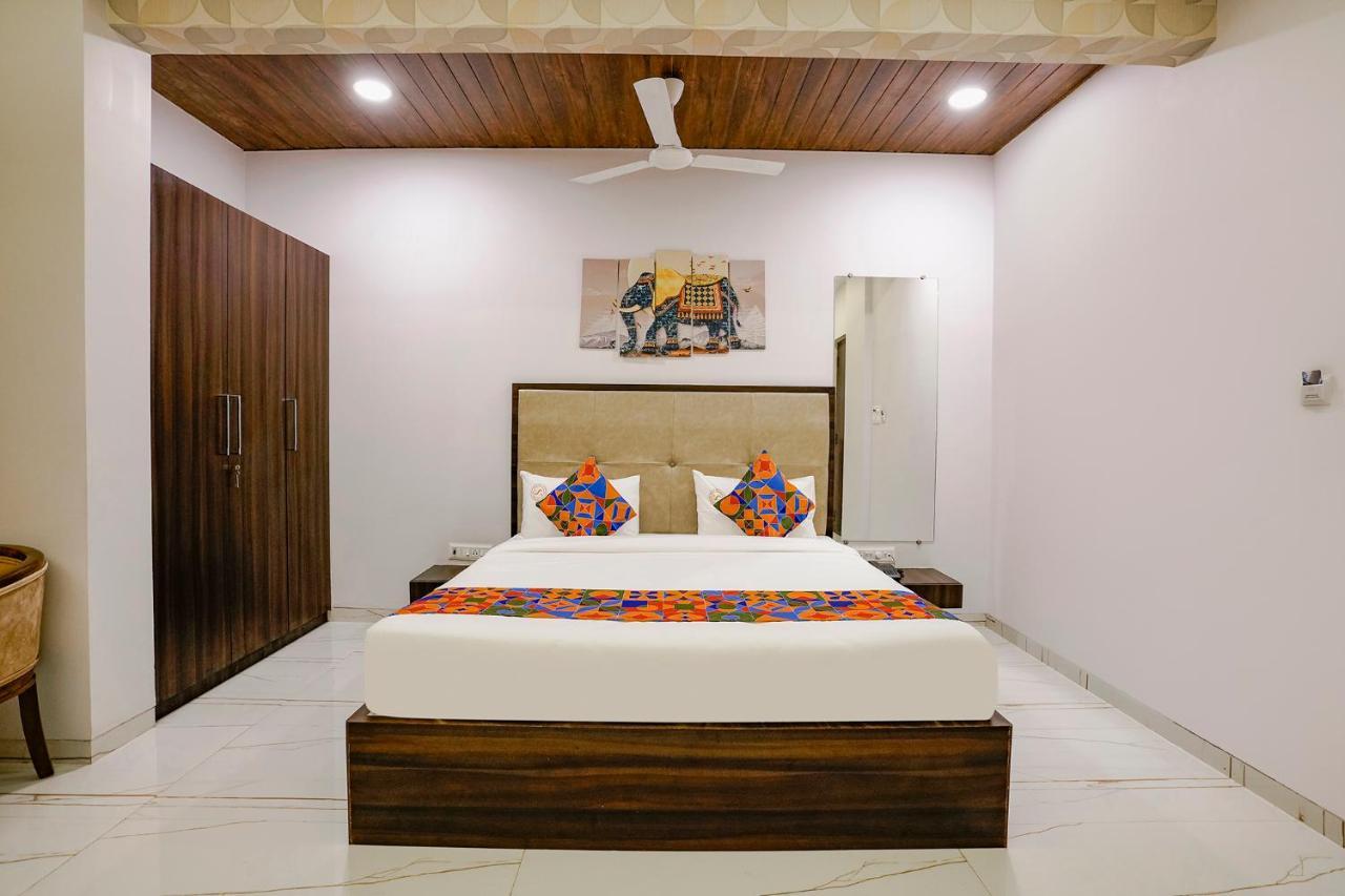 Fabhotel Swaraj Shirgaon  Zewnętrze zdjęcie